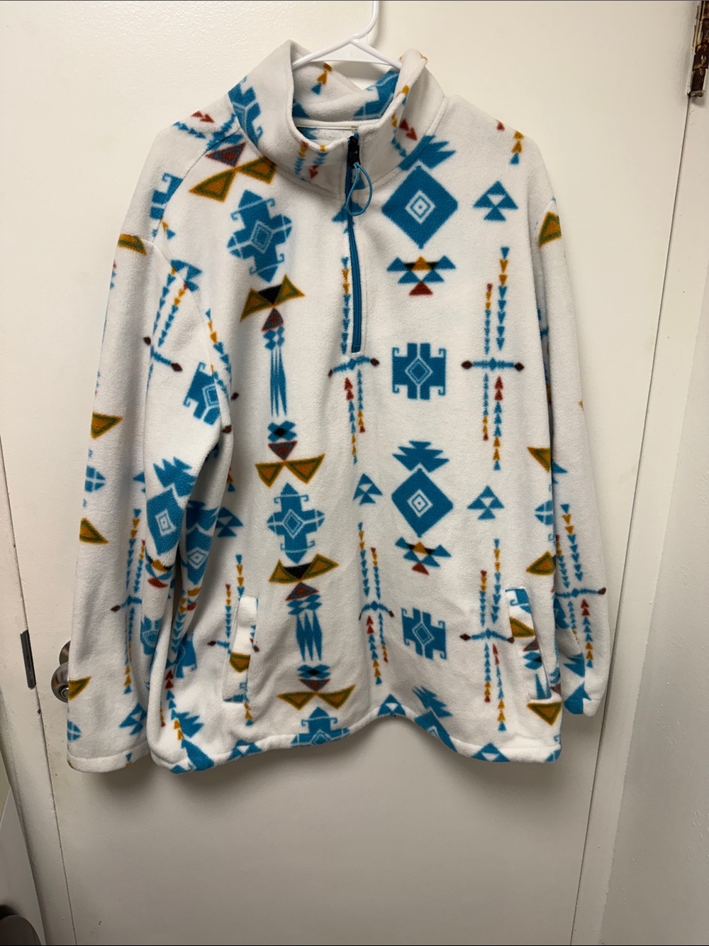 PacSun NWOT White Fleece Quarter-Zip with Blue & Brown Aztec Print